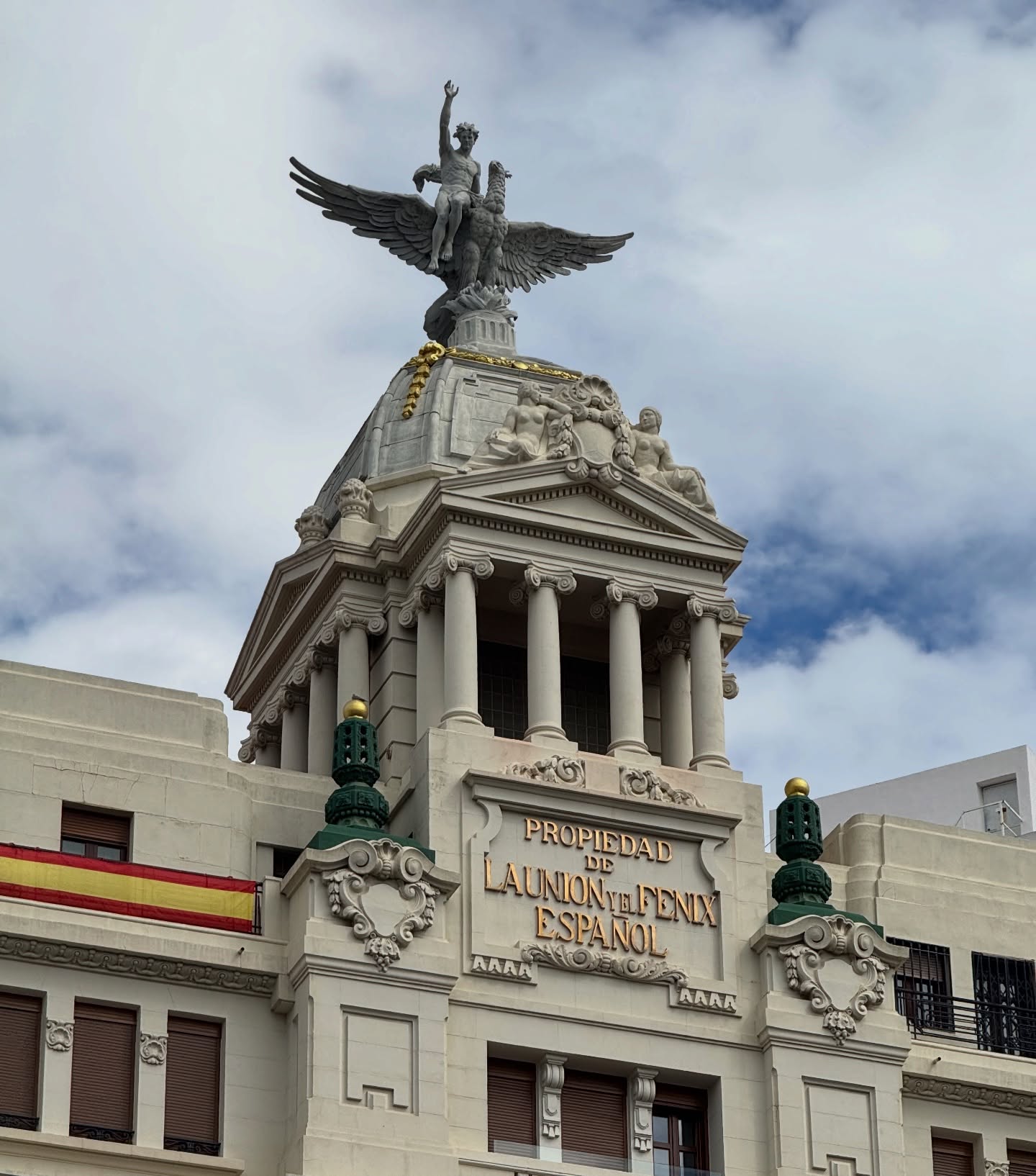 Edificio histórico La Unión y el Fénix en Valencia